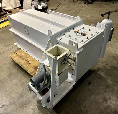 Used _UNKNOWN_ _UNKNOWN_ Bin Vent West Virginia US | Cooper Industries #1409366