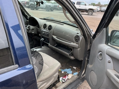 USED 2005 JEEP LIBERTY