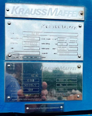 Krauss-Maffei SZ 92 2-stage pusher centrifuge, 316SS.