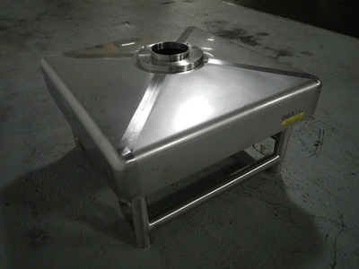 Used _UNKNOWN_ _UNKNOWN_ Dish & Cone Bottom Tanks Ohio US | Federal Equipment Company #1553384