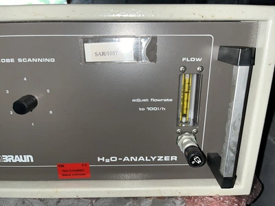 M Braun Glove Box System with Oxygen and H2O Analyzers Mb150b-G-1