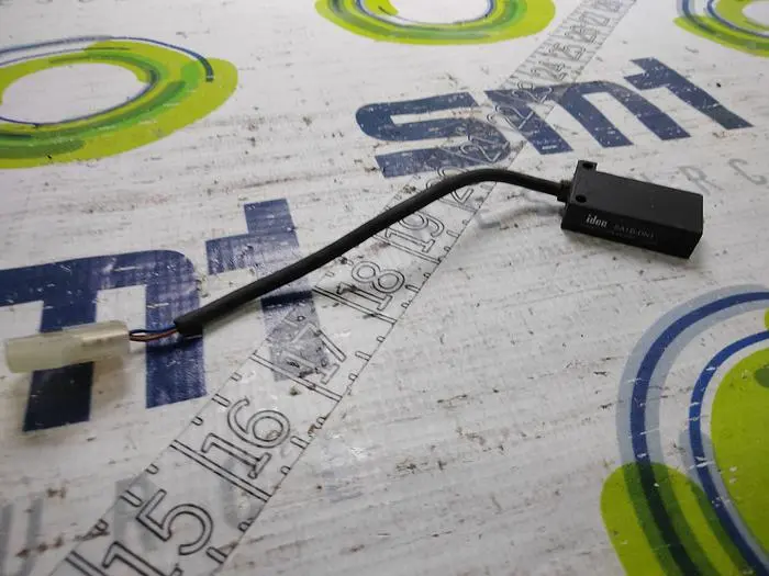 Used IDEC SA1B-DN1 Sensors | SMT Resource #489708
