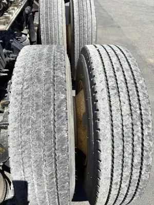 Used 2011 VOLVO VNL64T300 Conventional trucks California US | Ben Kaplan Equipment #1250886