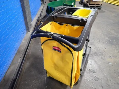 Rubbermaid Janitor Cart