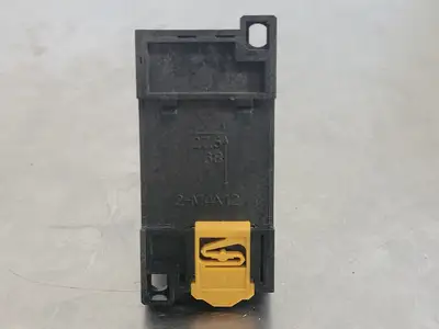 USED OMRON LY3N