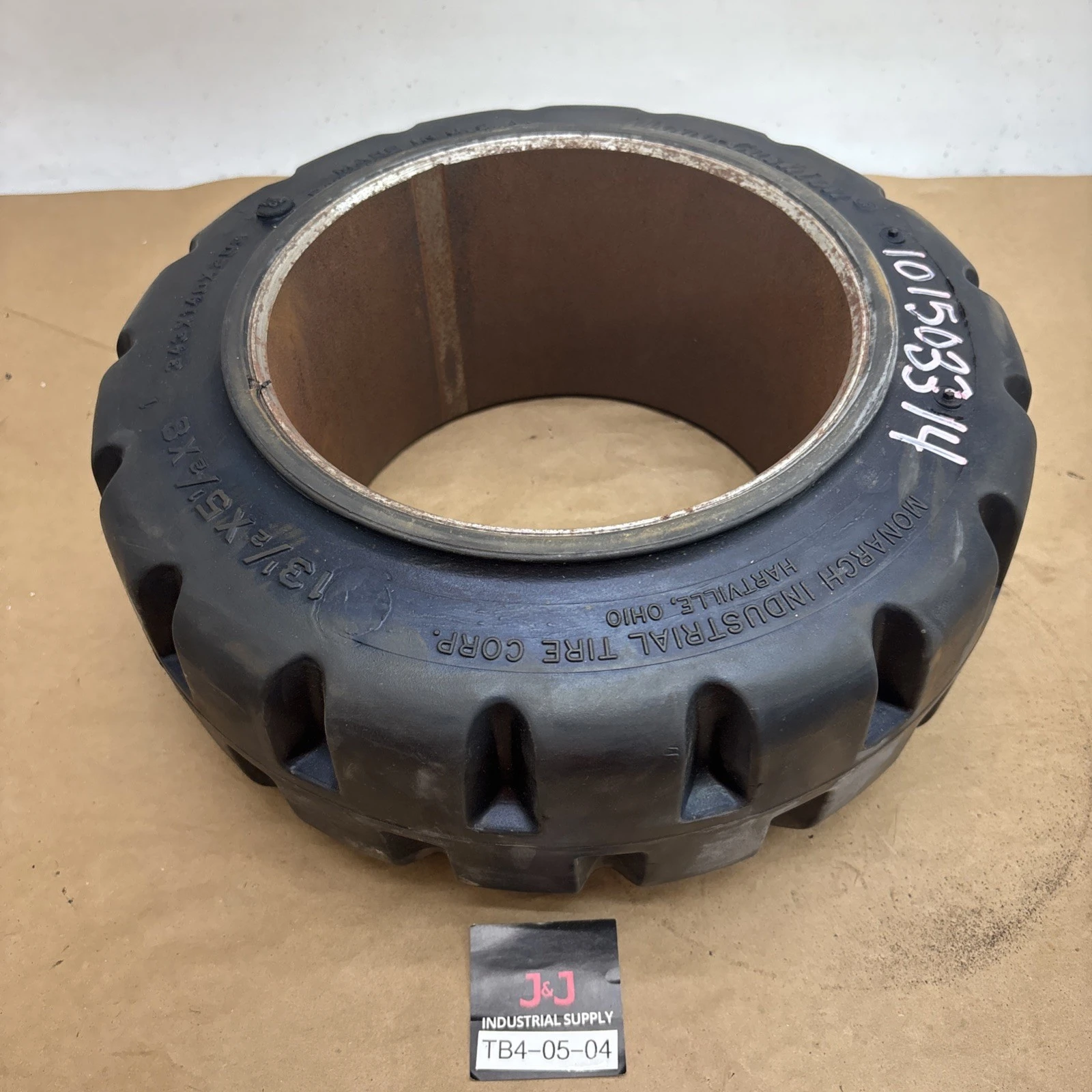 New | in-Stock Mono-Cushion 13-1/2x5-1/2x8 Forklift Attachments Indiana US | J&J Industrial Supply #1338000