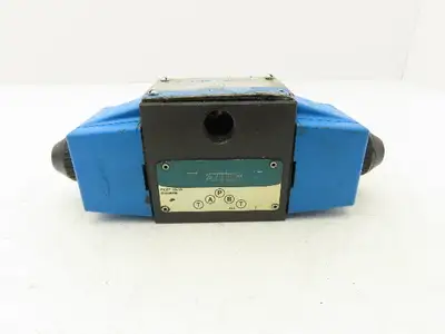 Used VICKERS _UNKNOWN_ Valves/Fittings Indiana US | Arrow Industrial #1316968