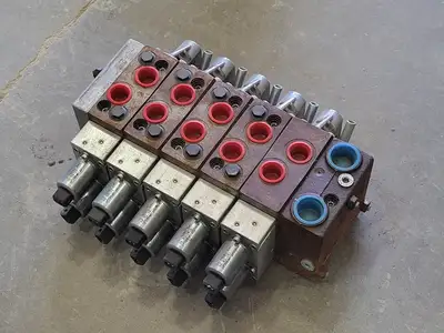 NEW SAUER DANFOSS PVHC 11061227