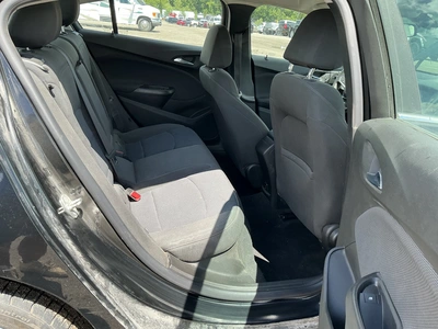 USED 2017 CHEVROLET CRUZE