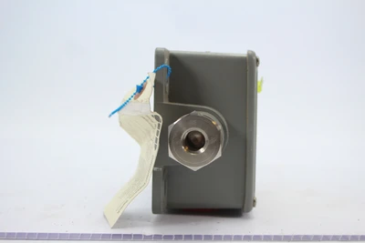 New | in-Stock Static O'ring 13RB-K5-M4-C1A Pressure Switches California US | Davliegogo LLC #1706784