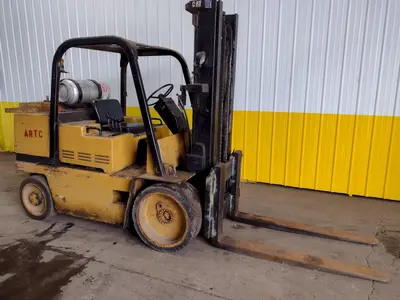 USED CAT T125D