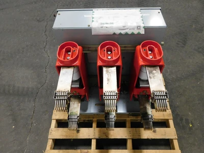 Used Square D V5D3153Y000.A Circuit Breakers Ohio US | Equipment Recovery Corp. #1330594