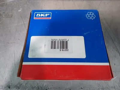 NEW SKF 22216E