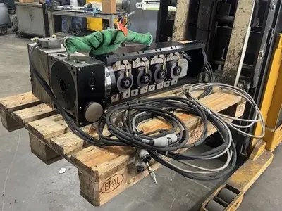 USED 2019 HAAS T5C4