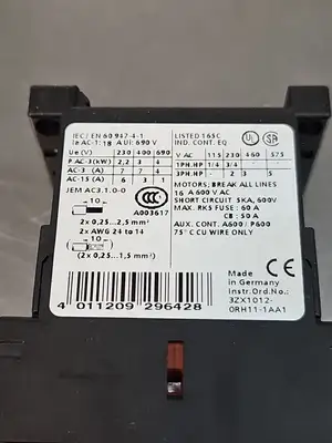 Siemens Sirius 3RT1015-2BB42 W/3RT1916-1EH00 Contactor (LOT OF 2) Loc4C25