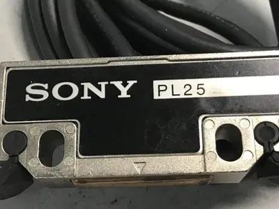 USED SONY PL25