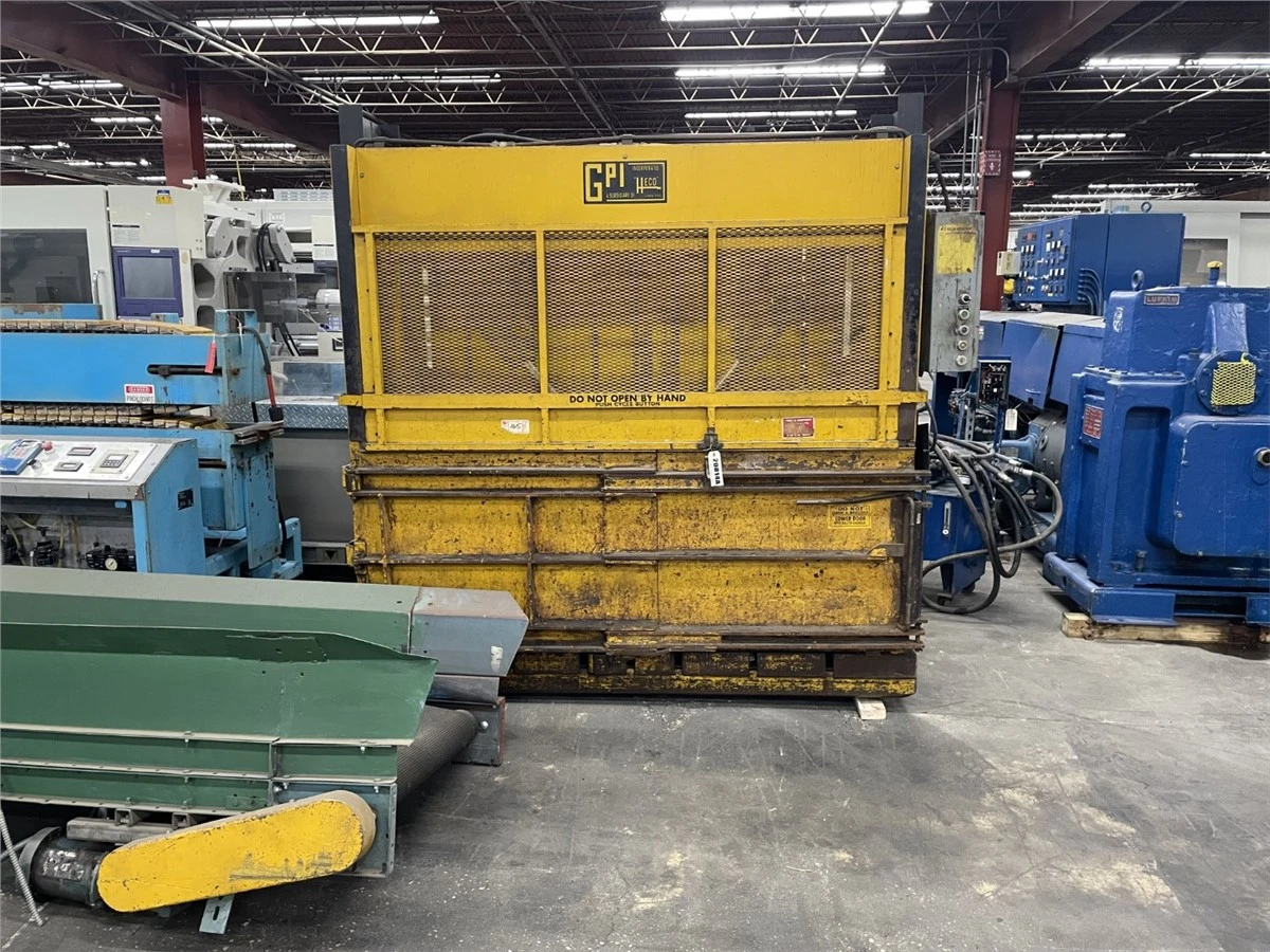 72" Wide Harmony/Heco Low Profile Vertical Baler