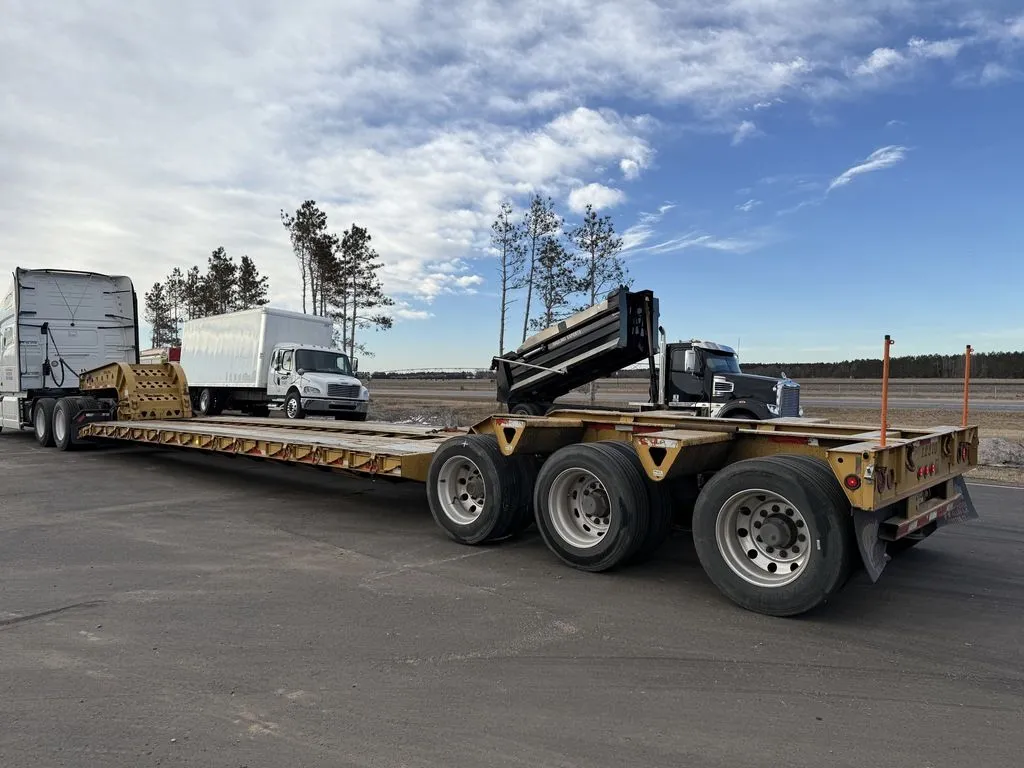 Used 2012 TRAIL KING TK100MED-533 EXTENDABLE Lowboy Trailers Minnesota US | Carco Truck & Equipment #1514074