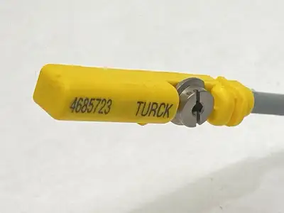BIM-UNT-AP6X-0.3-PSG3M | Turck  Magnetic Field Sensor 10-30VDC 4685723 - Used