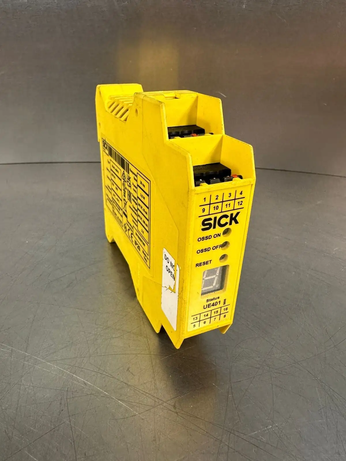 Sick AG De-79183 UE401-A0010 ID: 6027343 (3.1.3)