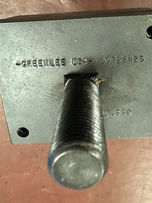 GREENLEE 50722425 1.120" X .880" SQUARE KNOCK