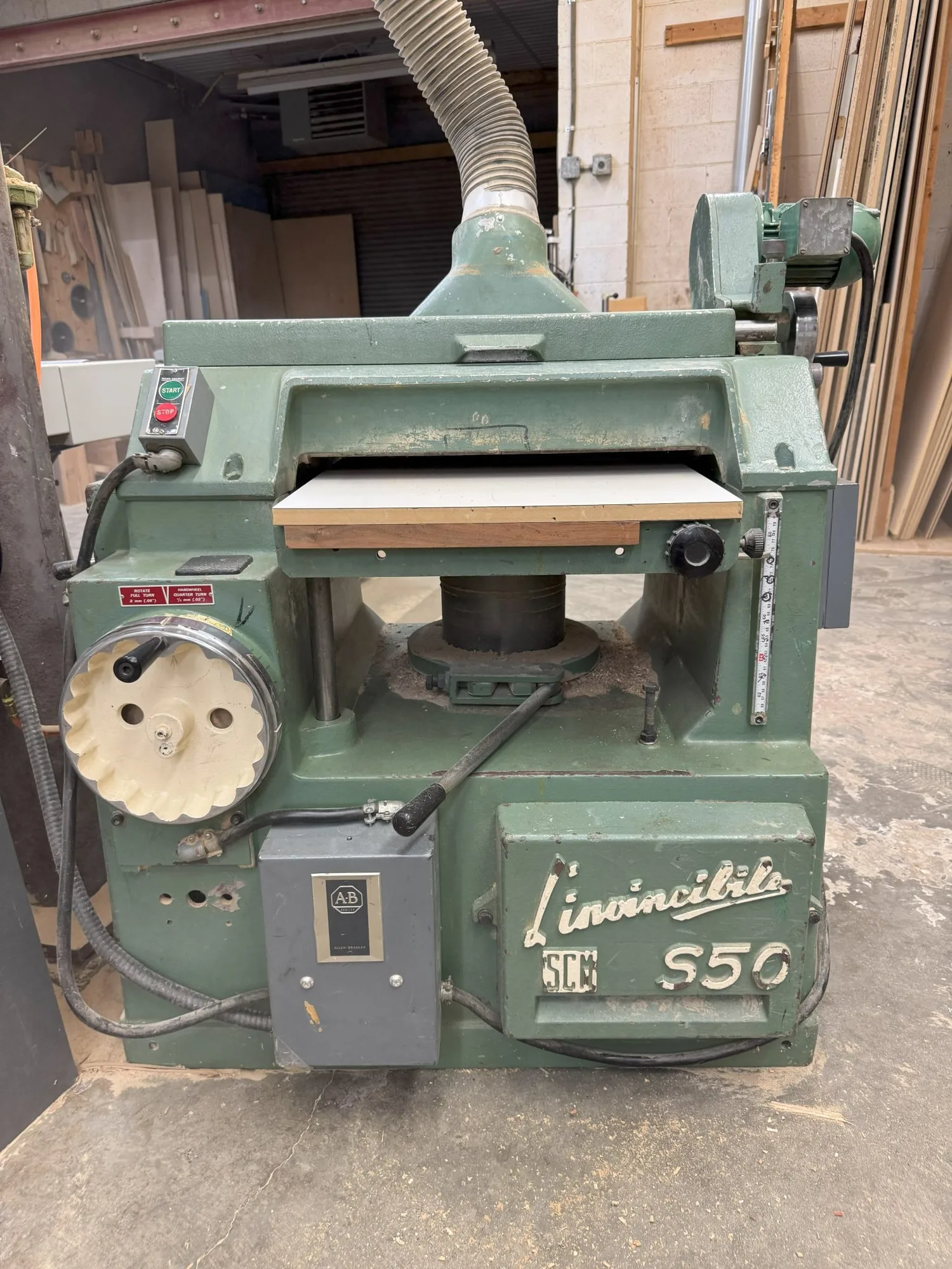 SCM L’Invisible Thickness Planer