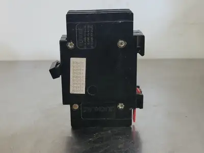 USED CUTLER-HAMMER QCF215