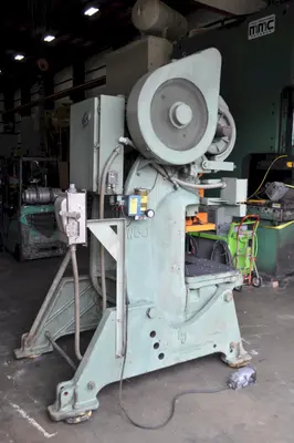 USED L & J W60