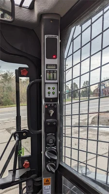 USED 2023 NEW HOLLAND L318