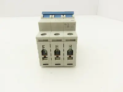 Allen Bradley 1492-SPM3C100 Circuit Breaker 10A 3 Pole 480 VAC Ser D