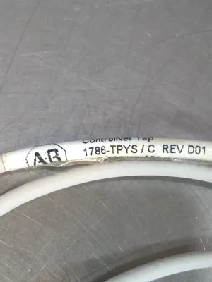 ALLEN BRADLEY 1786-TPYS/C RVD01 ControlNet Coax Cable Loc5B5/2
