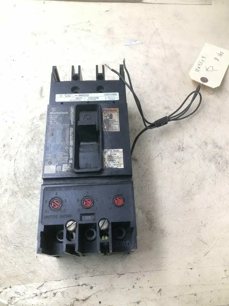 Westinghouse KB3250F 3 Pole 250A Molded Case Circuit Breaker 600VAC