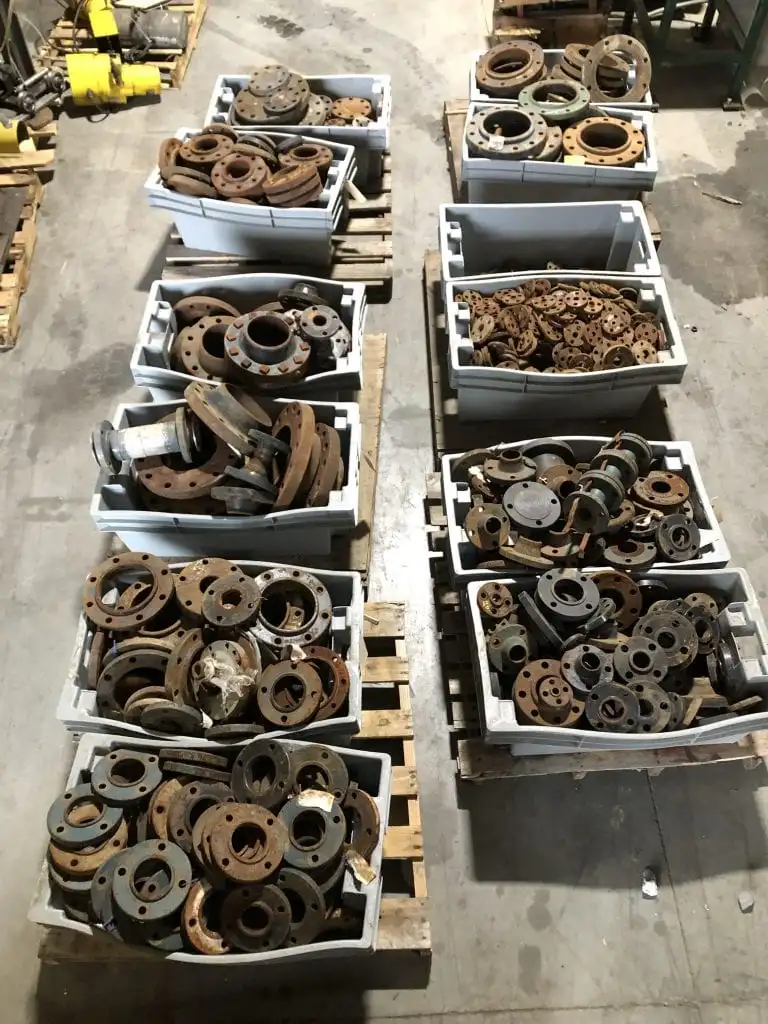 Various Sized Steel Valve Flanges 1/2″ to 8-1/2″