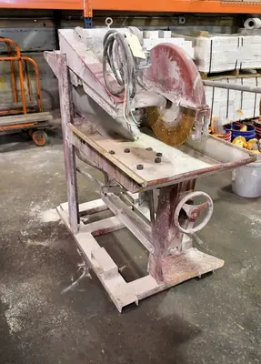 7.5 HP X 14" MK WET BRICK AND BLOCK SAW: YOBRO #25032