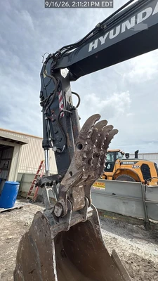 Used 2024 HYUNDAI HX210AL Excavators North Carolina US | National Equipment Dealers #1422291