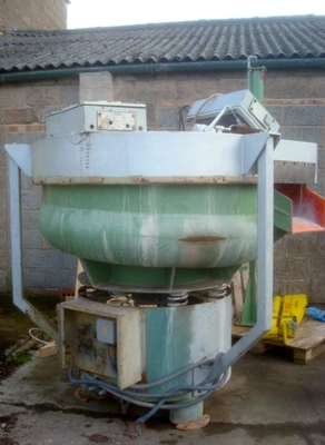 300 L Cetema ST350N Vibratory Deburring , Polishing & Finishing Bowl
