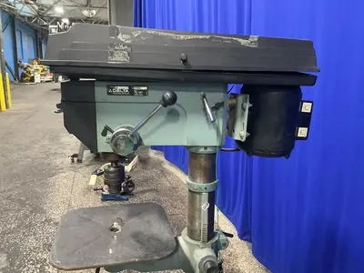Used DELTA 17900 Heavy Duty & Sensitive Single Spindle Drills Ohio US | HGR 24 #1276087