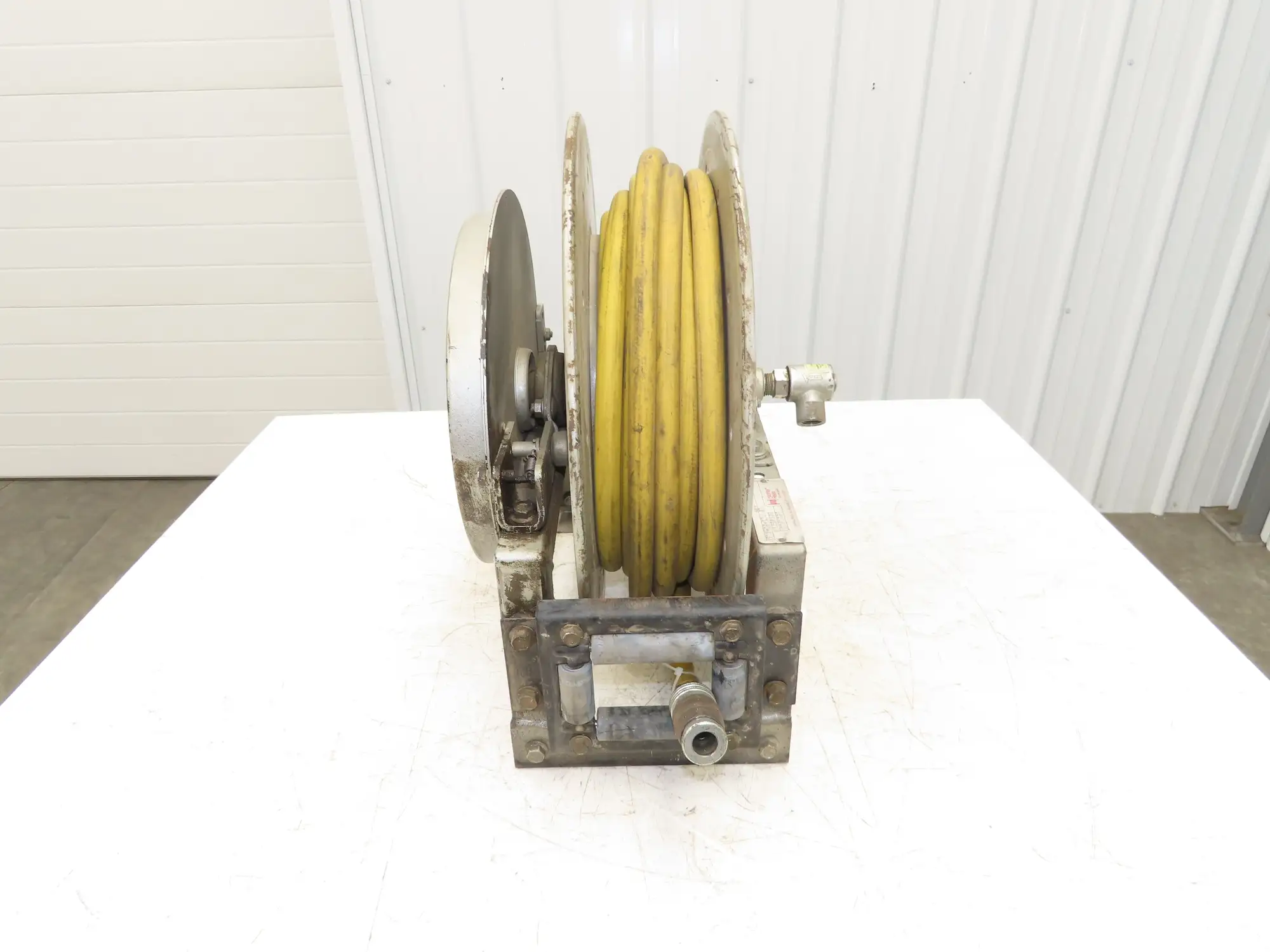 Hannay Reels 716-19-20J SR Retractable Industrial Air Hose Reel 1/2" X 37'