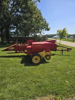 Used NEW HOLLAND 273 Square Balers Nebraska US | Trustworthy Equipment #1403360