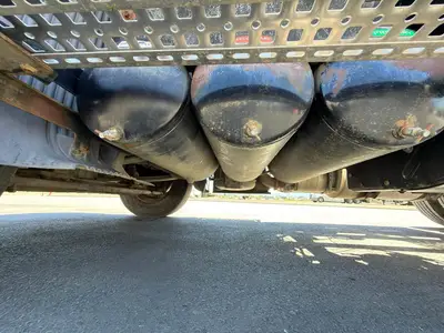 Used 2011 VOLVO VNL64T300 Conventional trucks California US | Ben Kaplan Equipment #1250886
