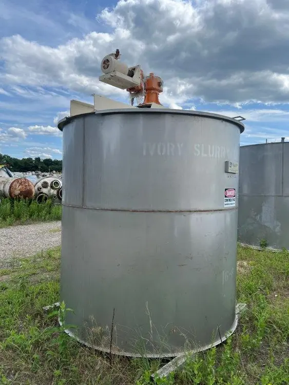 Used _UNKNOWN_ 1,600 Gallon Stainless Steel Tanks New Jersey US | Perry Equipment #118286