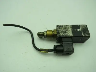 Hydrostar DS-307 Pressure Switch 400 PSI 30VDC 250VAC 3A
