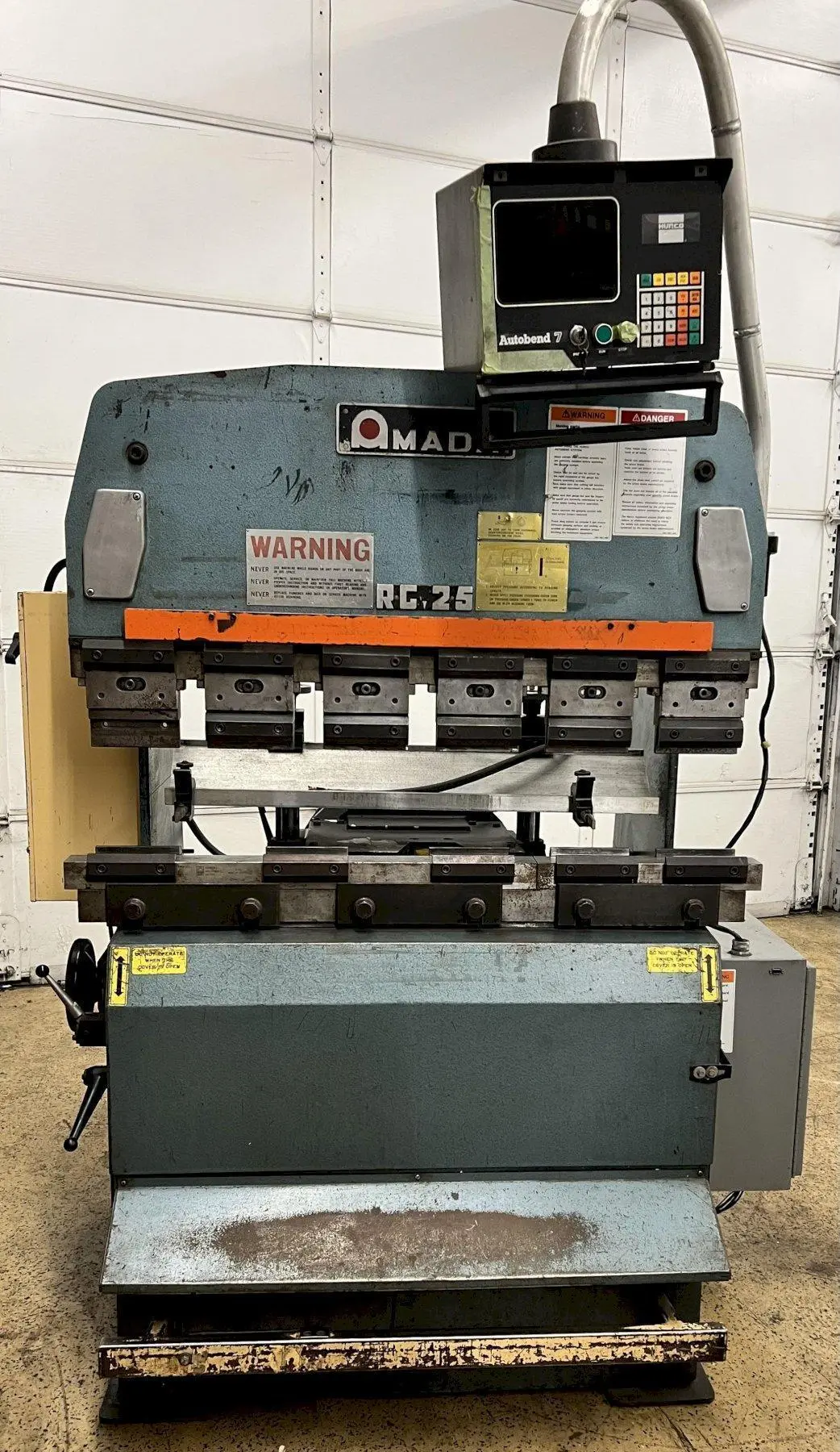 USED 1983 AMADA RG-25