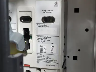 Used EATON CUTLER-HAMMER HFD3015 Switchgears British Columbia CA | Lenmark #239886