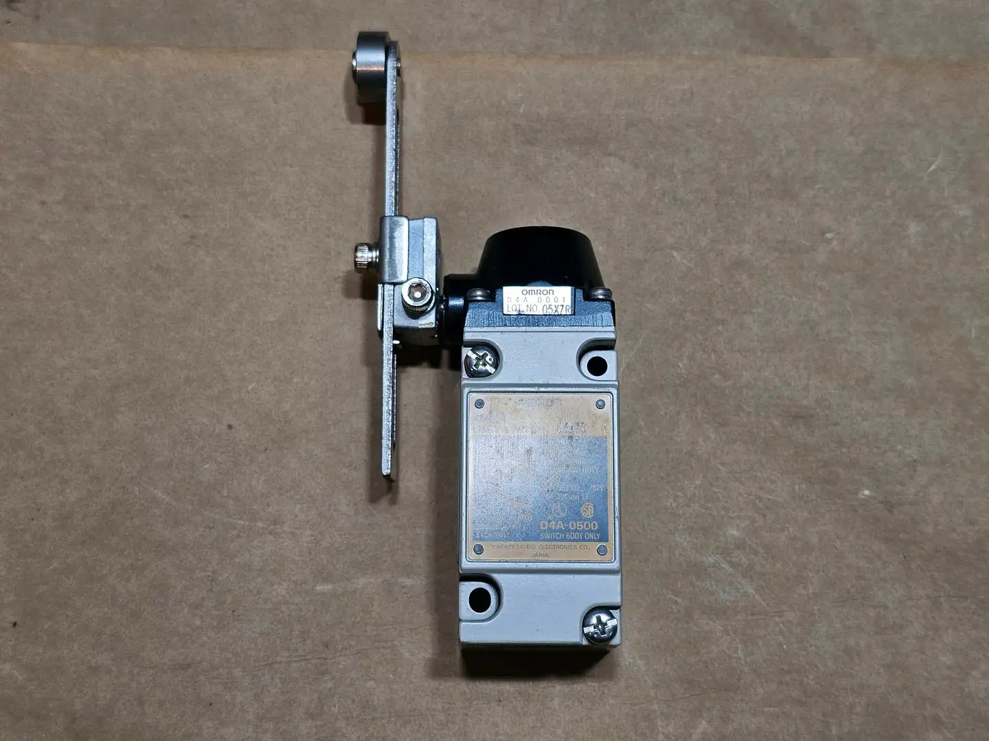 Used OMRON D4A-0500 Switchgears British Columbia CA | Lenmark #1438288