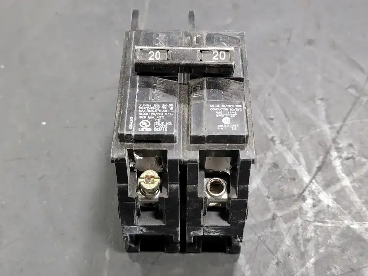Used SIEMENS BQ2B020 Switchgears British Columbia CA | Lenmark #242184