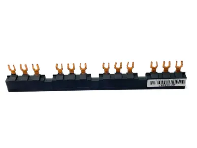 Used Schneider Electric Comb Busbar 4 Tap-Offs 3P 63A 690V Bus Bars & Plugs Michigan US | Maverick Industrial Sales #1401644