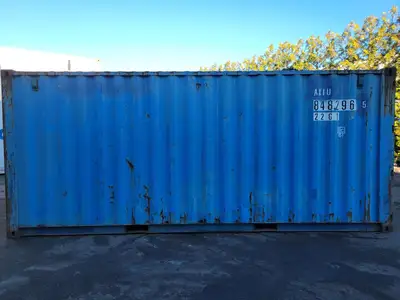 20 ft Standard Shipping Container - AXIU8482965