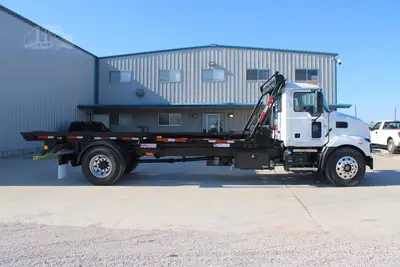 New | in-Stock 2025 MACK MD6 Hooklifts & Roll-Offs Texas US | Roll Off Truck World #1491908
