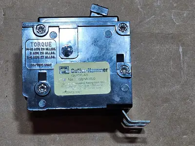 Used CUTLER-HAMMER QBHW2020 Switchgears British Columbia CA | Lenmark #1438573